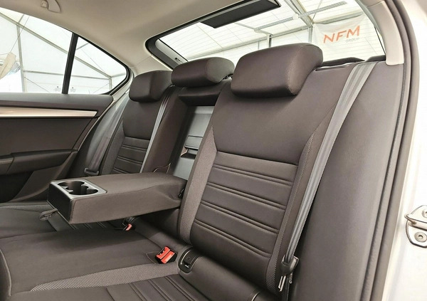 Skoda Octavia cena 61500 przebieg: 91424, rok produkcji 2019 z Łosice małe 379